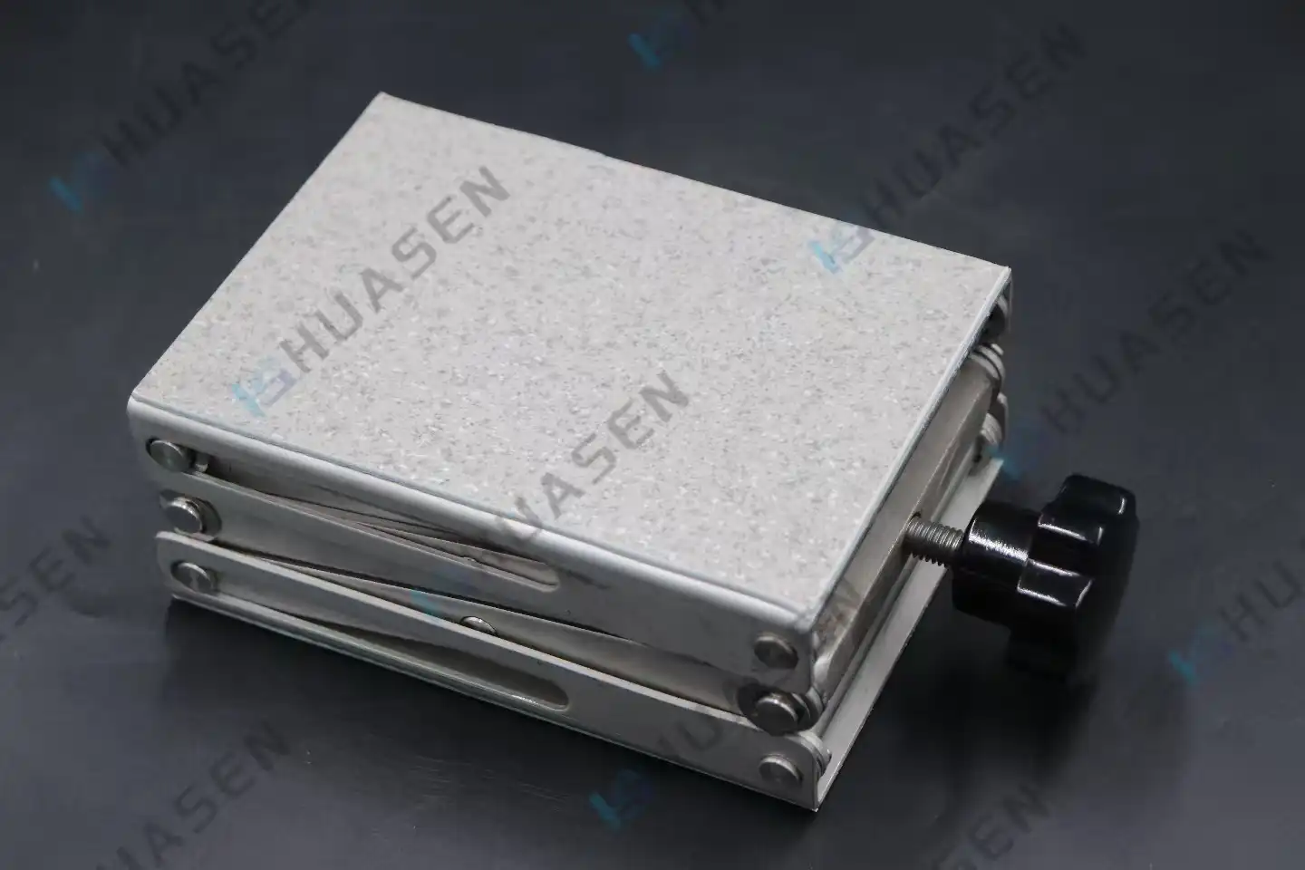 Waveguide Elevating Platform for Antenna Setup Waveguide Elevating Platform for Antenna Setup